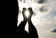 曼联转会最新目标都有谁？球队引援策略藏着哪些门道？